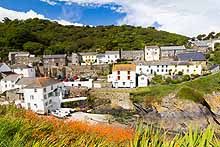 Porthloe on the Cornwall Coast Path